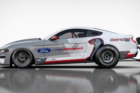 Az új Ford Mustang Cobra Jet teljesen elektomos hajtáslánccal