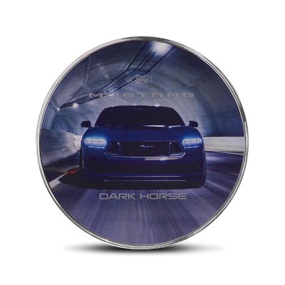 Ford Mustang Dark Horse vezeték nélküli töltő