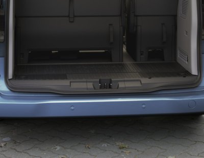 Ford Tourneo Custom Megfordítható raktérszőnyeg fekete