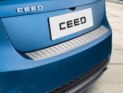 Kia Ceed - Hátsó lökhárító díszítő vonal, szálcsiszolt