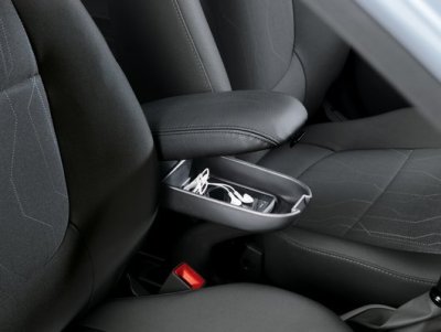 Kia - Könyöktámasz tároló dobozzal