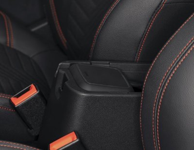 Töltőállomás, fekete