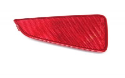 Ford Focus prizma, bal hátsó