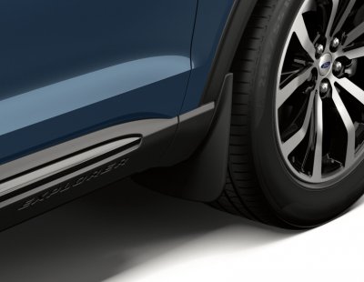 Ford Explorer első sárfogó gumi