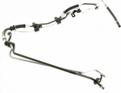 Ford Focus szervócső