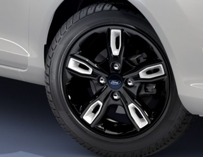 Ford Fiesta alufelni küllő betét