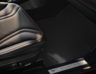 Ford Mustang Mach-e szövet szőnyeg készlet, első