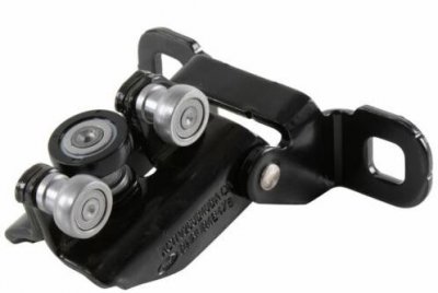 Ford Transit jobb tolóajtó görgő, középső