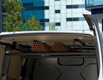 Ford Custom belső csomagtartó