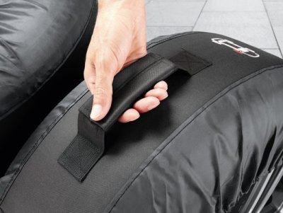 Kia keréktároló táskák