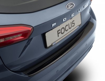 Ford Focus lökhárító védő burkolat