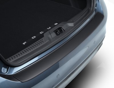 Ford Focus lökhárító védő burkolat