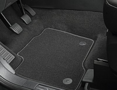 Ford szövetszőnyeg, első