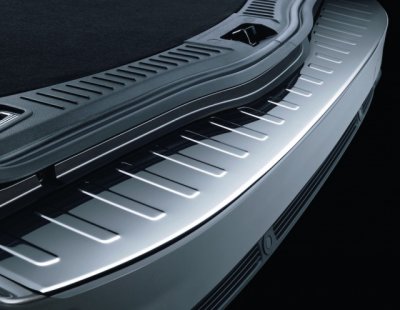 Ford lökhárító felső perem védő, hátsó