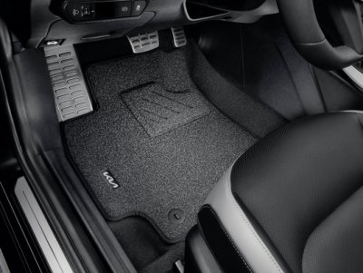 Kia K4 szövetszőnyeg