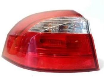 Kia Rio hátsó lámpa, bal külső