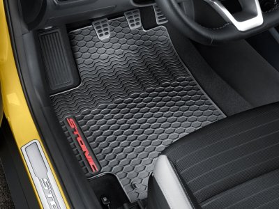 Kia Stonic gumiszőnyeg készlet